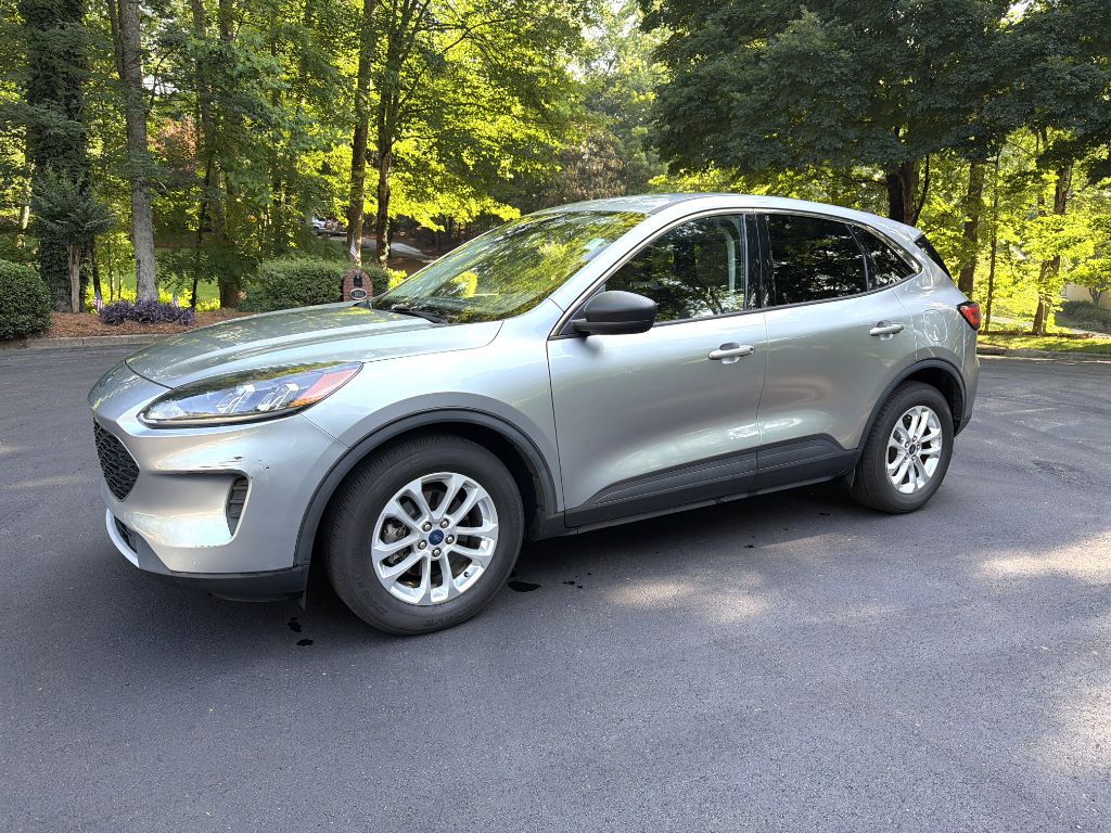 2022 Ford Escape SE FWD's photo