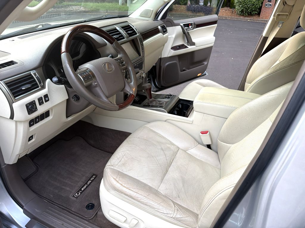 2015 Lexus GX Base - Photo 13