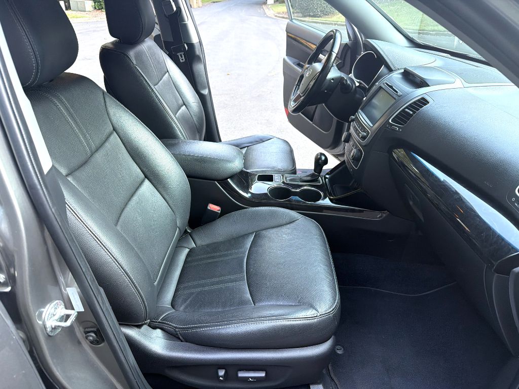 2014 Kia Sorento SX - Photo 16
