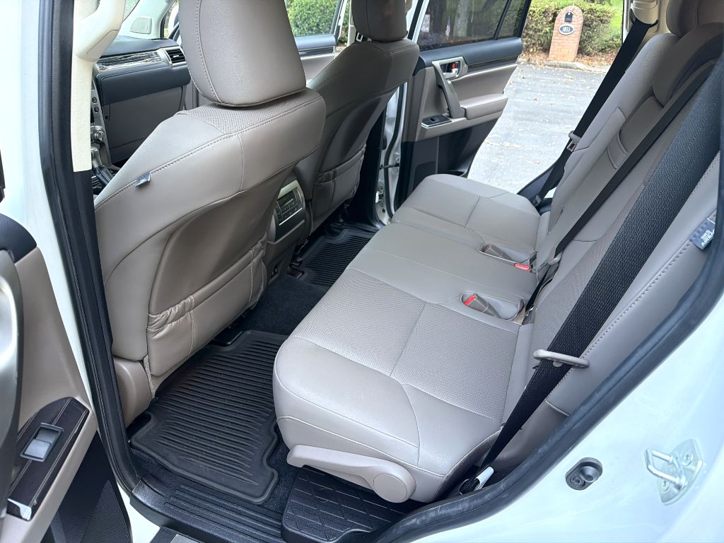 2020 Lexus GX PREMIUM - Photo 14